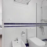 Playa Delphin 404 아파트